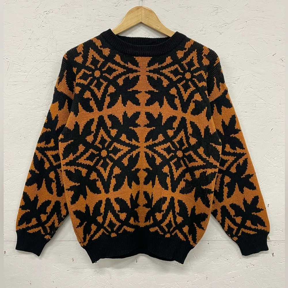 Vintage Enchante Knitted Crewneck Sweater with Some Shine, Fits M, Acrylic - Picture 8 of 8